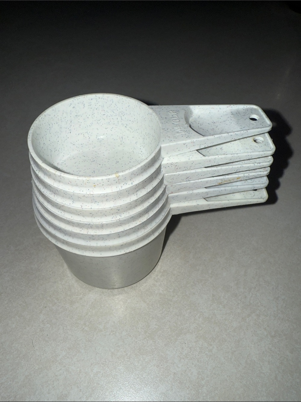 Tupperware measuring cup